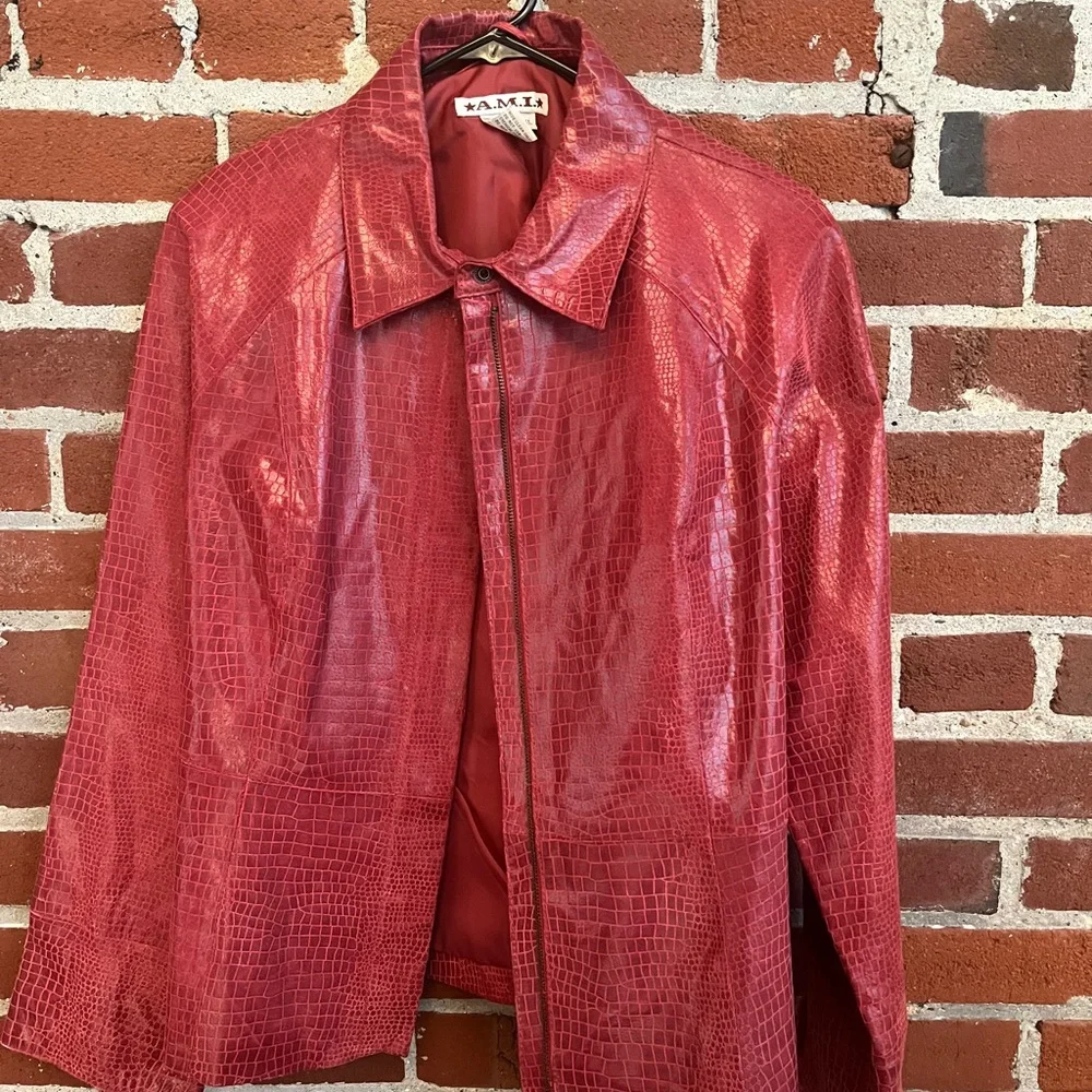 Red Jacket - Picture 1 of 3